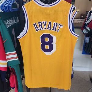 KOBE BRYANT #8 LA LAKERS SWINGMAN JERSEY